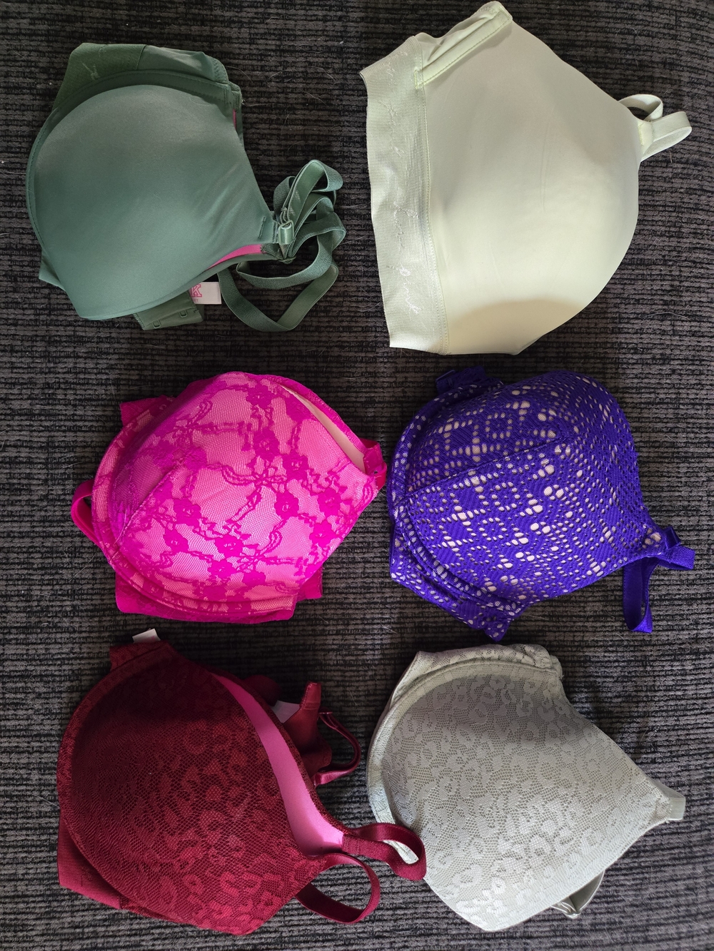Women's Victoria Secret And Pink Lot Of 6 Size 36C Bras